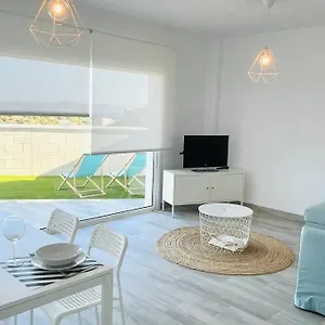 Apartamento Precioso Con Vistas Y Piscina, Tarifa